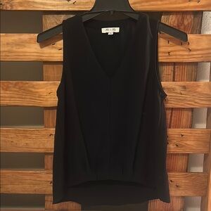She + Sky Black Sleeveless Top